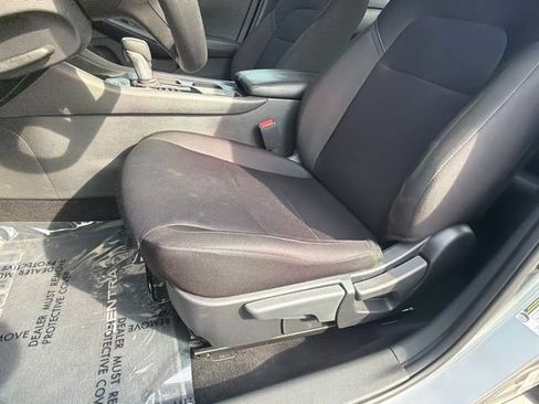 Used 2025 Nissan Sentra S FWD image 18