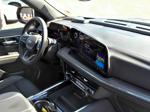 Used 2025 Chevrolet Tahoe LT AWD/4WD image 57