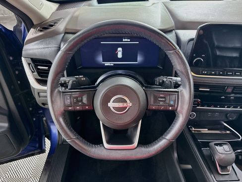 Used 2023 Nissan Rogue Platinum w/ Platinum Premium Package AWD/4WD image 15