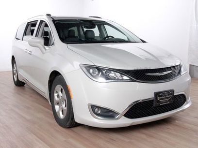 Used 2017 Chrysler Pacifica Touring-L Plus