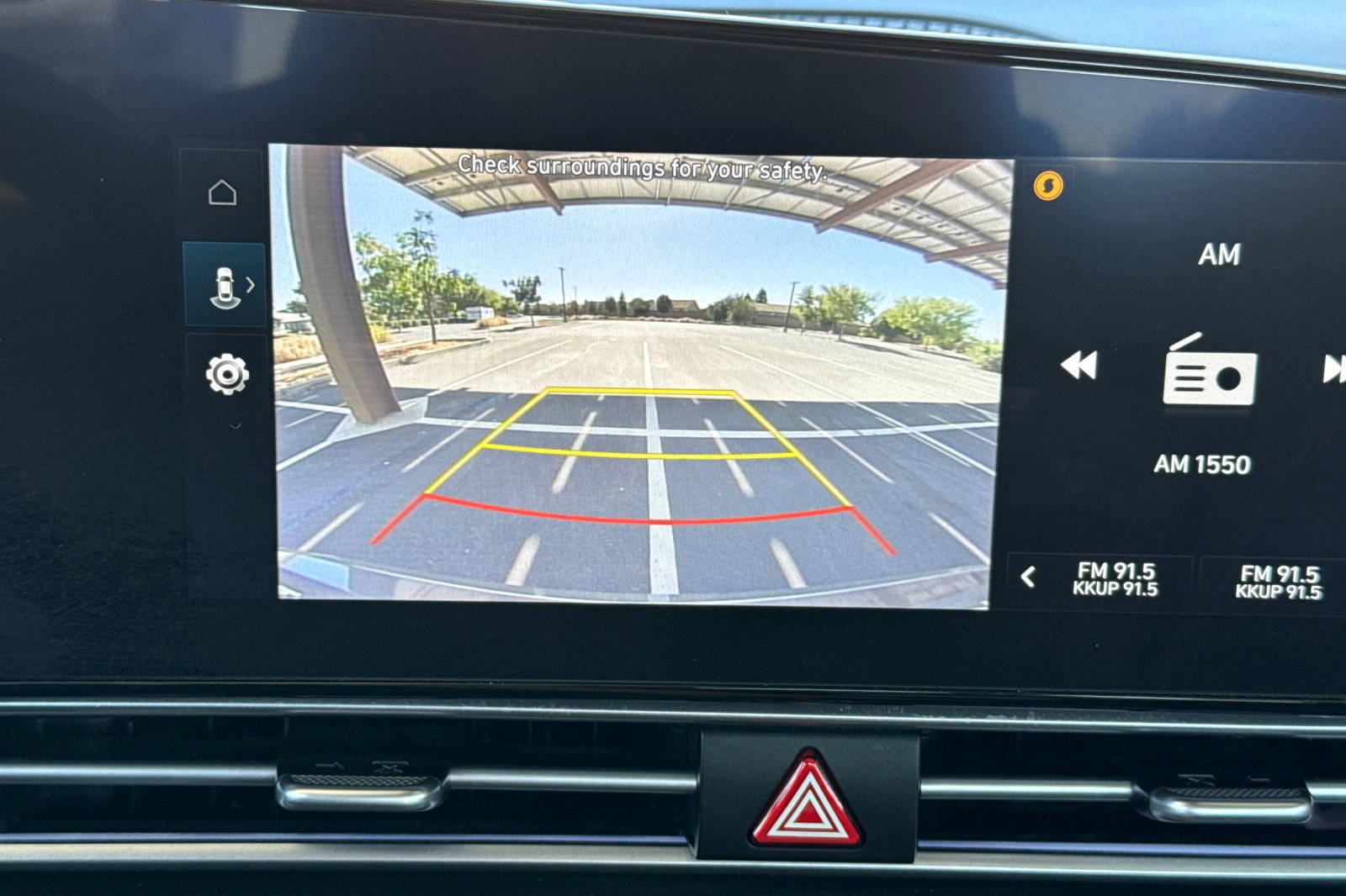 Used 2025 Hyundai Elantra SEL FWD image 28