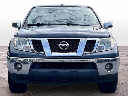 Used 2019 Nissan Frontier SL RWD image 3