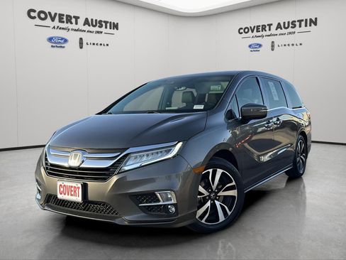 Used 2018 Honda Odyssey Elite image 1