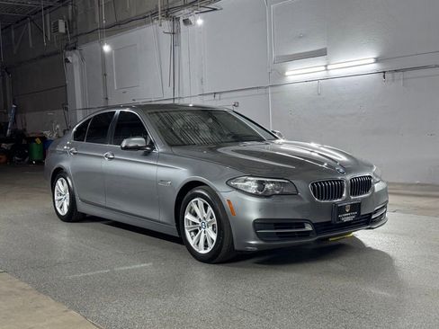 Used 2014 BMW 528i xDrive Sedan AWD/4WD image 3