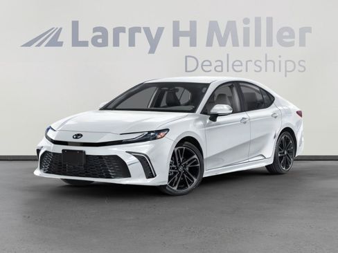 New 2026 Toyota Camry XSE FWD image 1
