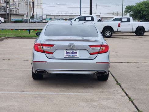 Used 2020 Honda Accord Sport image 8