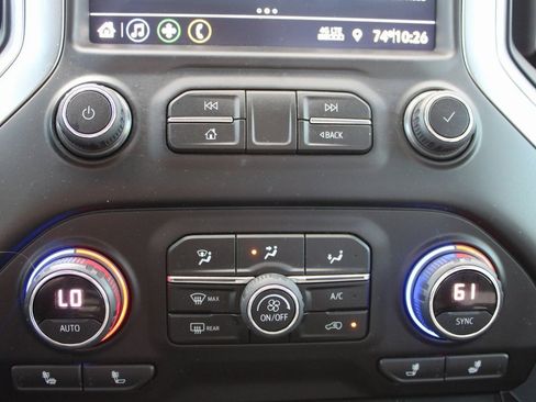 Used 2021 Chevrolet Silverado 1500 RST image 36