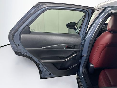 Used 2025 MAZDA CX-30 AWD 2.5 S w/ Preferred Package image 26