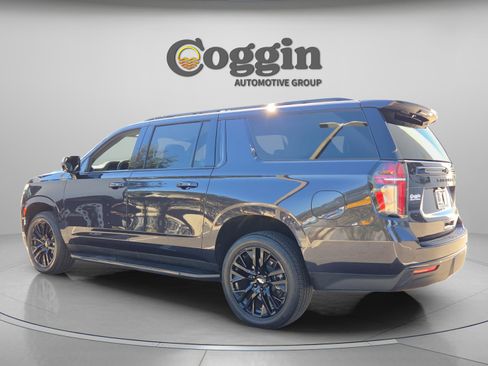 Used 2023 Chevrolet Suburban LS w/ Max Trailering Package image 4