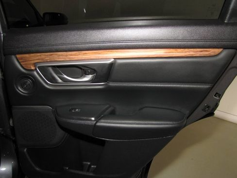 Certified 2021 Honda CR-V Touring image 19