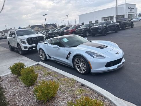 Used 2019 Chevrolet Corvette Grand Sport image 9