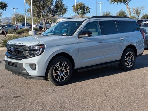 New 2026 Ford Expedition Active image 25