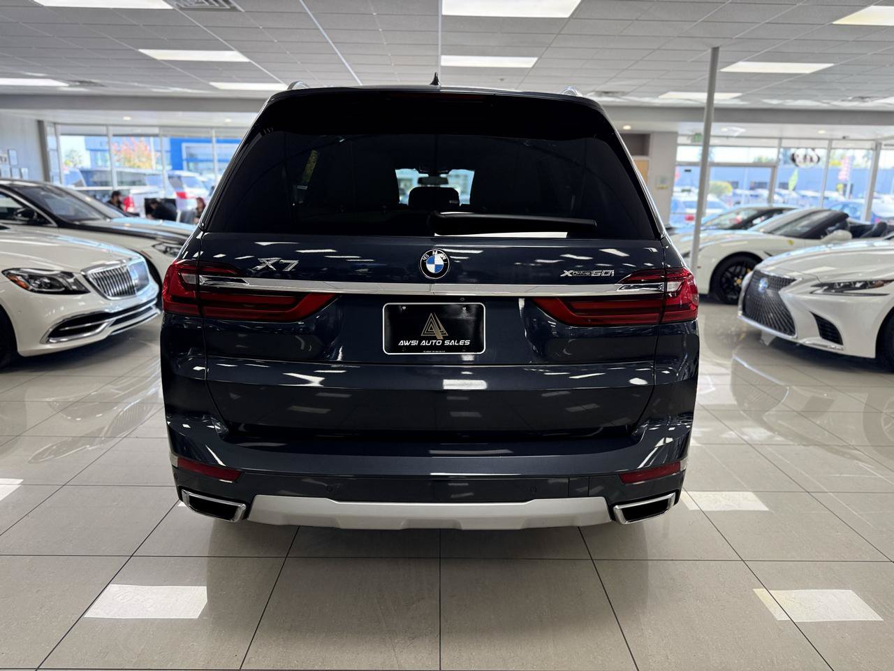 Used 2019 BMW X7 xDrive50i w/ Executive Package AWD/4WD image 5
