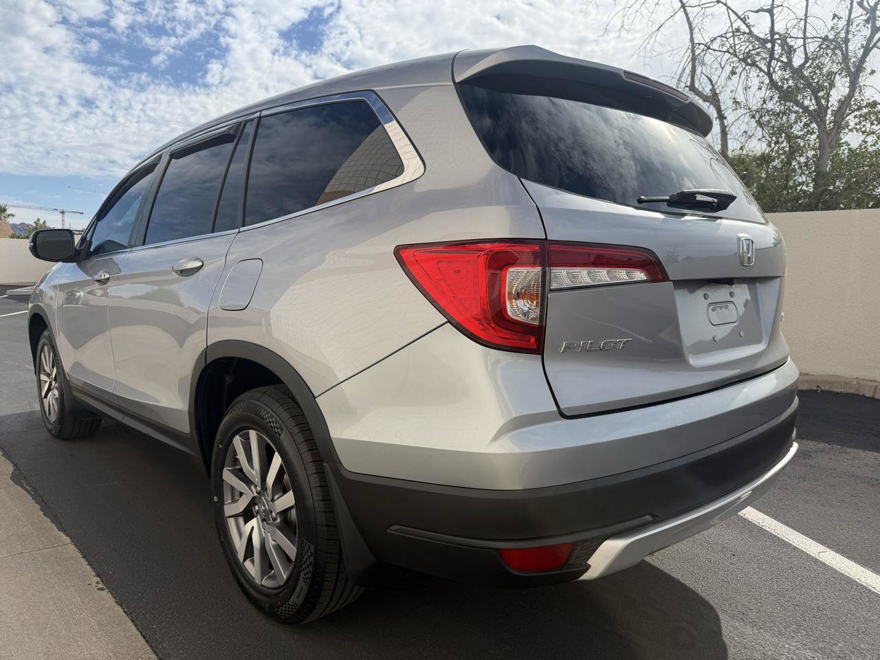Used 2021 Honda Pilot EX image 5