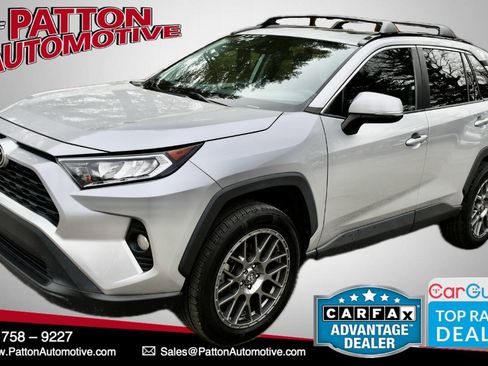Used 2019 Toyota RAV4 XLE image 1