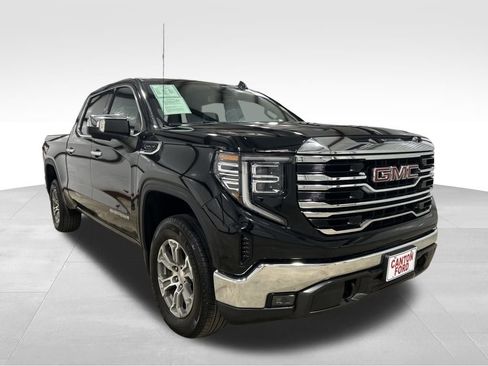 Used 2024 GMC Sierra 1500 SLT image 7