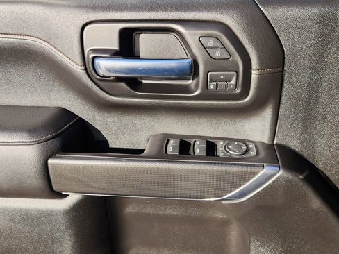 Used 2020 GMC Sierra 2500 AT4 w/ AT4 Premium Package image 27