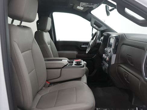 Used 2023 GMC Sierra 2500 SLT w/ Gooseneck/5TH Wheel Package image 11