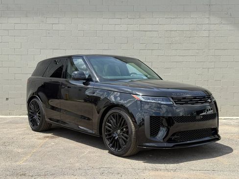 Used 2024 Land Rover Range Rover Sport AWD/4WD image 17