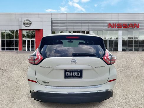 Used 2018 Nissan Murano Platinum w/ Cargo Package FWD image 3