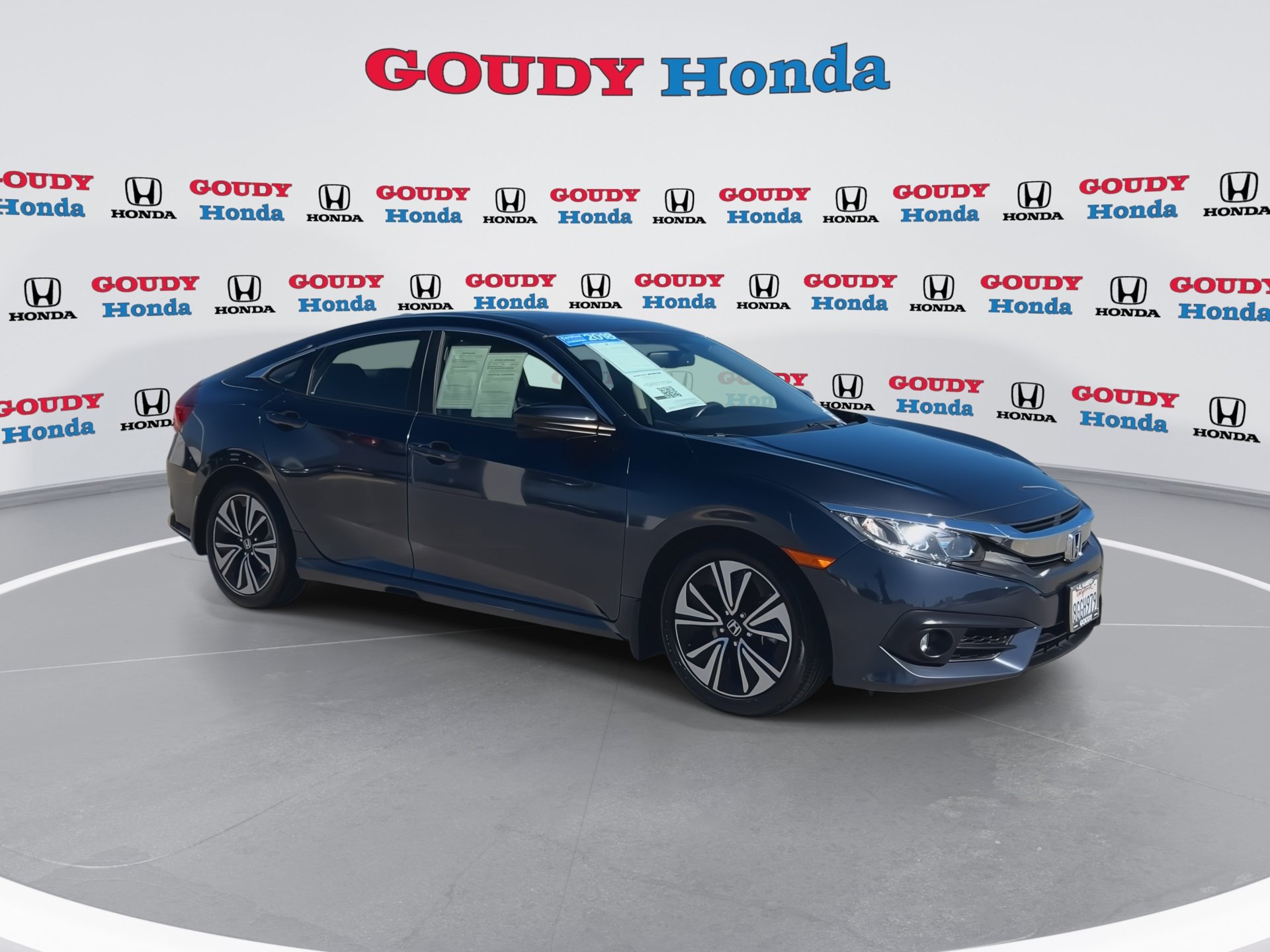 Certified 2018 Honda Civic EX-L image 2