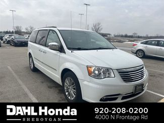 Used 2016 Chrysler Town & Country Touring-L w/ Driver Convenience Group video 1