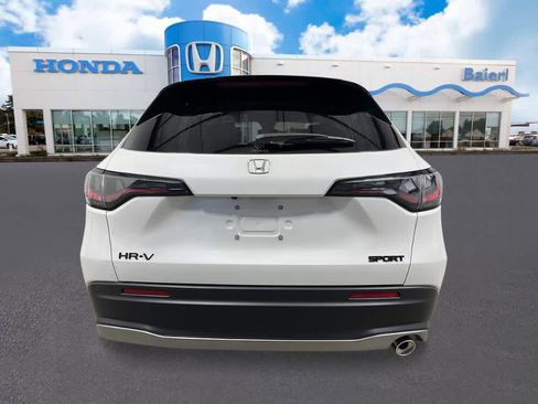New 2026 Honda HR-V Sport image 4