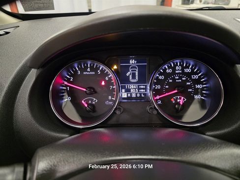 Used 2015 Nissan Rogue S image 14