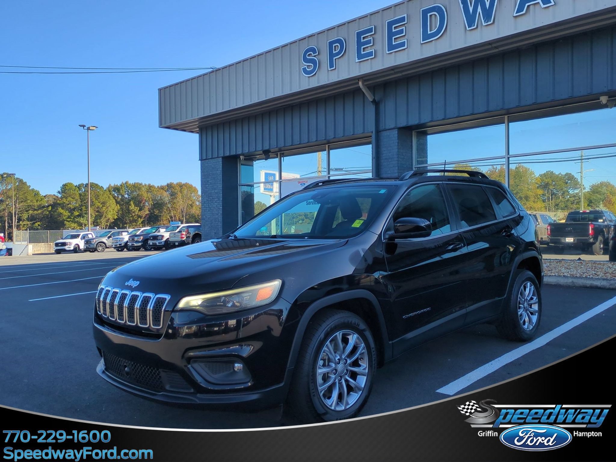 Used 2022 Jeep Cherokee Latitude Lux FWD image 1