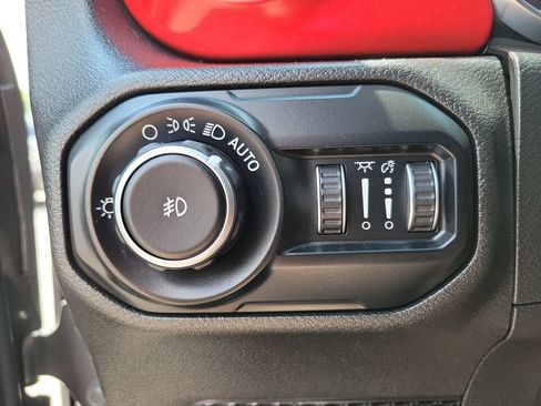 Used 2019 Jeep Wrangler Unlimited Rubicon AWD/4WD image 26