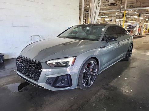 Used 2023 Audi S5 Prestige AWD/4WD image 3