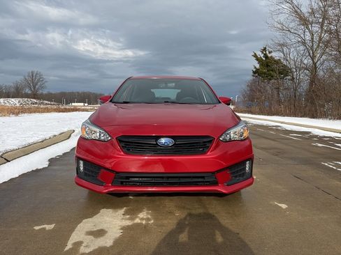 Used 2023 Subaru Impreza 2.0i Sport image 2