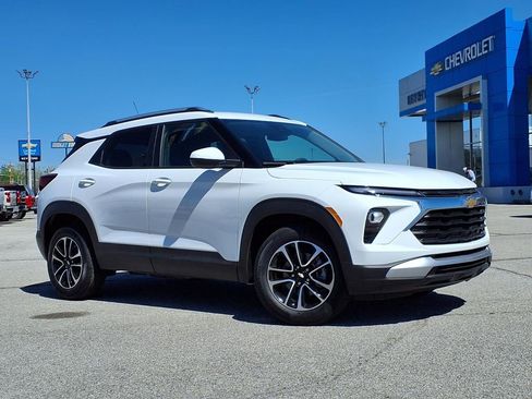 New 2026 Chevrolet TrailBlazer LT image 1