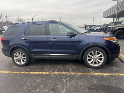 Used 2011 Ford Explorer Limited w/ 302A Rapid Spec Order Code image 2