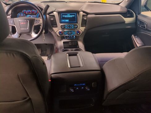 Used 2019 GMC Yukon SLE w/ Convenience Package image 16