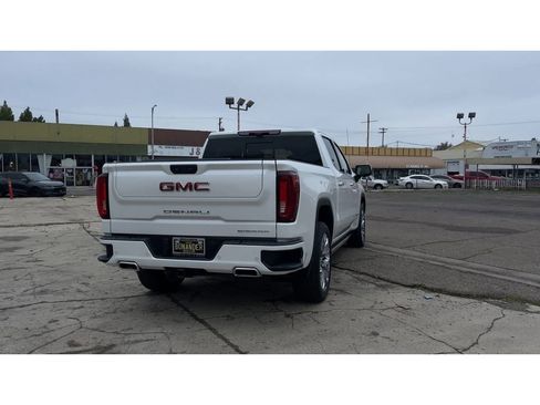 Used 2022 GMC Sierra 1500 Denali w/ Denali Reserve Package image 2