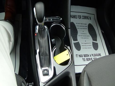 Used 2025 Buick Encore GX Preferred FWD image 26