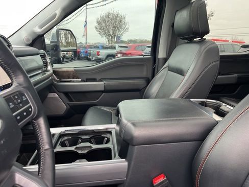 Used 2024 Ford F350 Lariat w/ Lariat Ultimate Package image 11