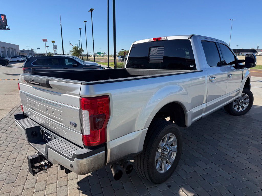 Used 2017 Ford F350 Platinum w/ Platinum Ultimate Package AWD/4WD image 5