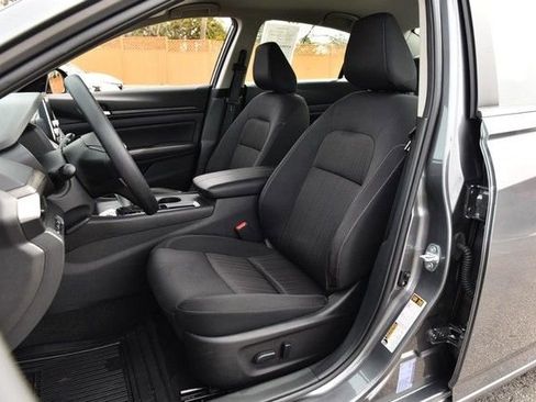 Certified 2025 Nissan Altima 2.5 SV image 19