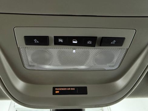 Used 2022 Chevrolet Colorado Z71 AWD/4WD image 21