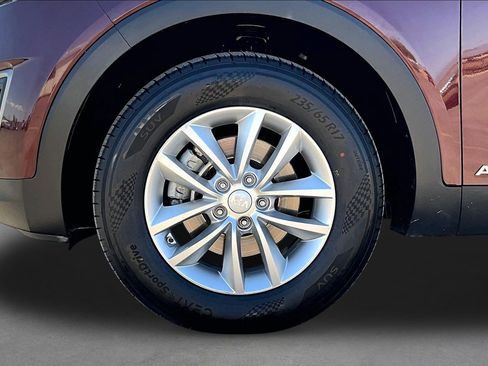 Used 2017 Kia Sorento AWD image 8