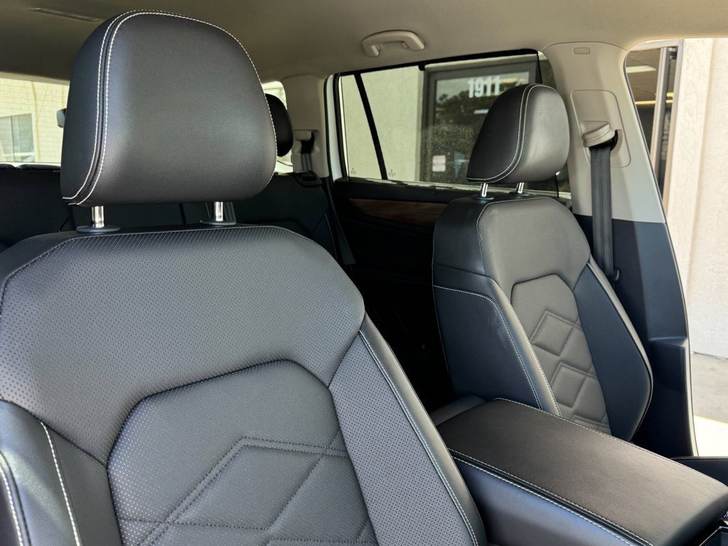 Used 2025 Volkswagen Atlas SE FWD image 24