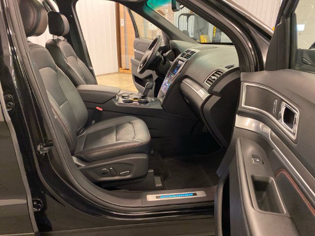 Used 2016 Ford Explorer Sport w/ Equipment Group 401A AWD/4WD image 38