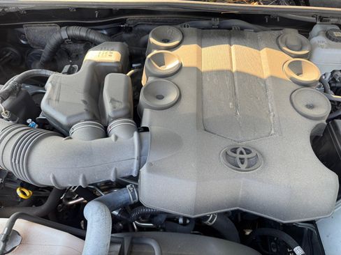 Used 2023 Toyota 4Runner SR5 Premium w/ SR5 Premium Package AWD/4WD image 22