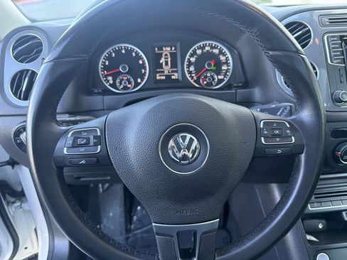Used 2016 Volkswagen Tiguan SE FWD image 22