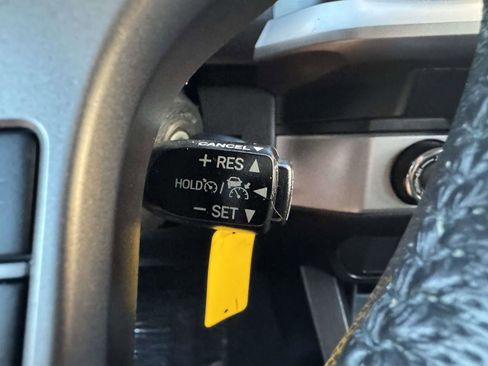 Certified 2022 Toyota Tacoma SR5 image 29