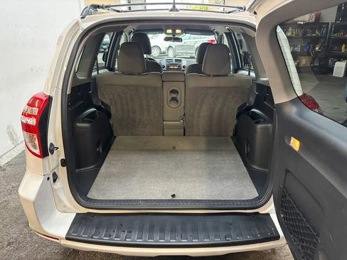 Used 2012 Toyota RAV4 4WD w/ Value Pkg image 23