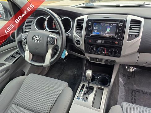 Used 2015 Toyota Tacoma TRD Pro image 13