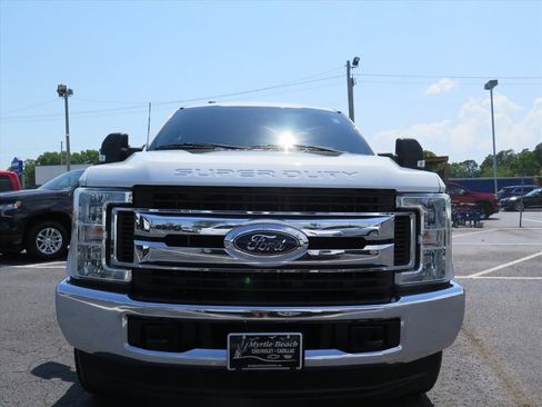 Used 2017 Ford F250 XLT AWD/4WD image 9